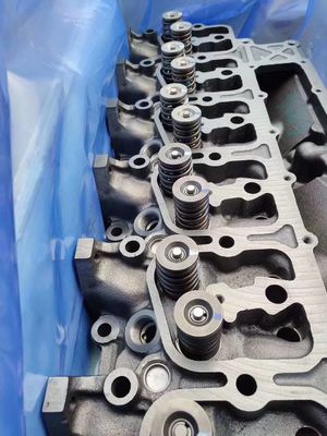 PC200-6 PC200-7  Komatsu Cylinder Head